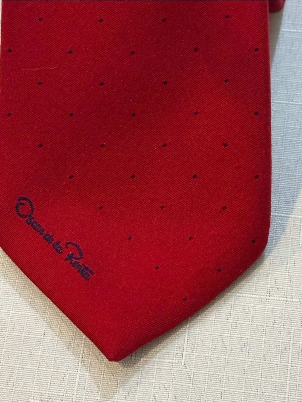 Oscar de la Renta Red Pin Dot Designer Tie